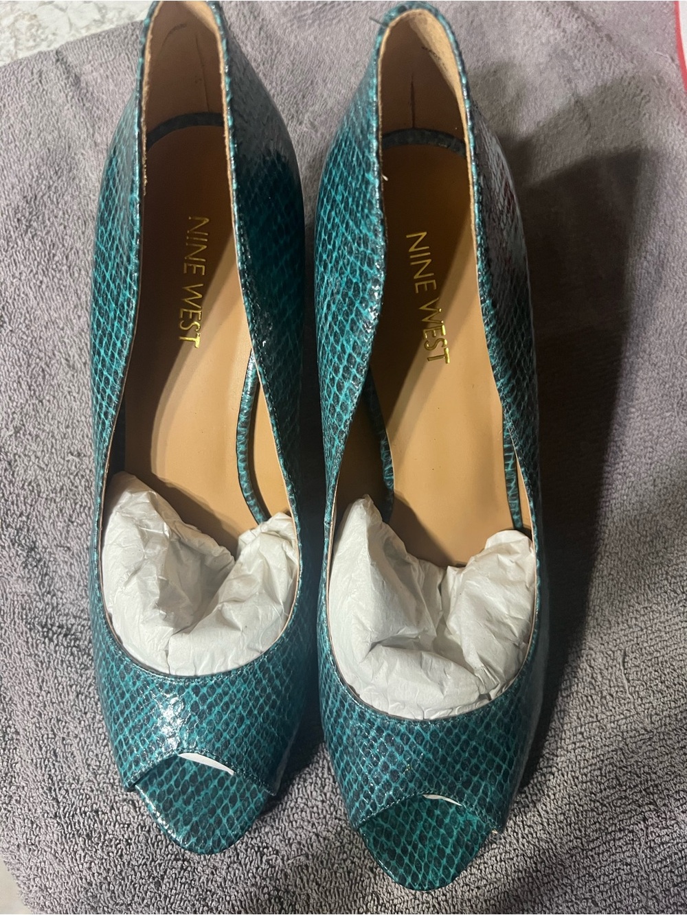 Nine West Teal Snake-Embossed Peep-Toe Heels